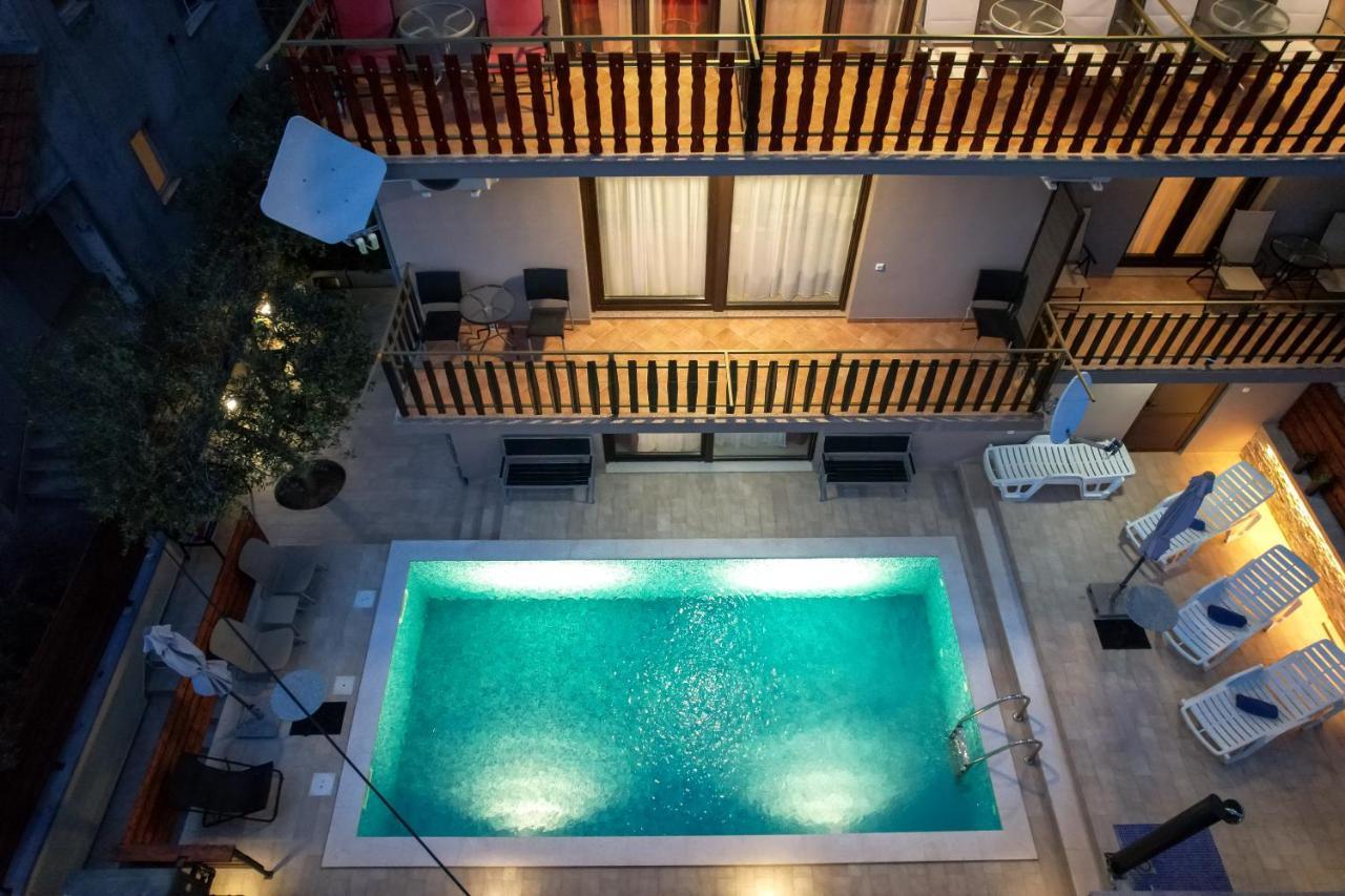 Pool Apartments Julia Zadar Exterior photo